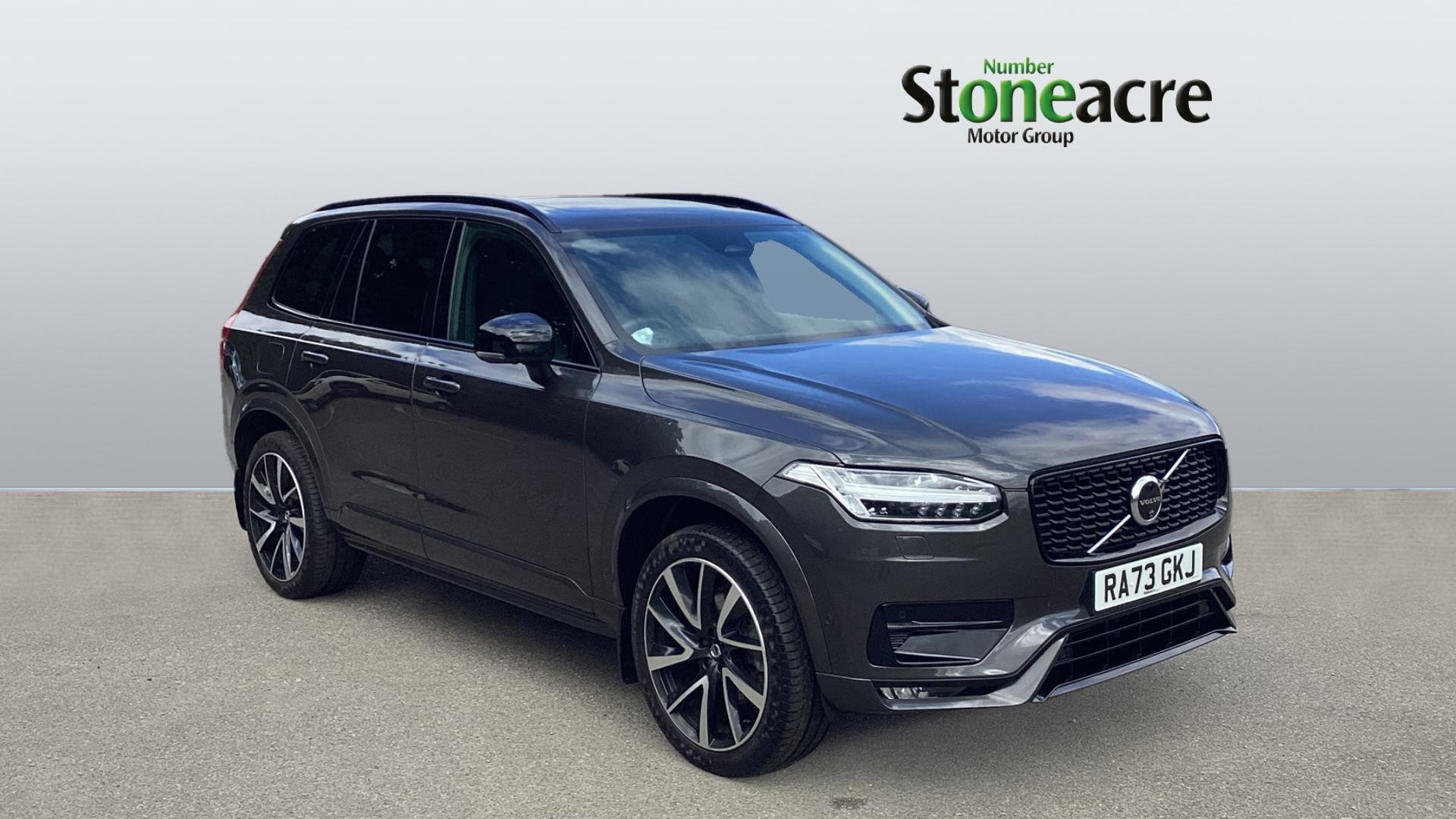 Main listing image - Volvo XC90