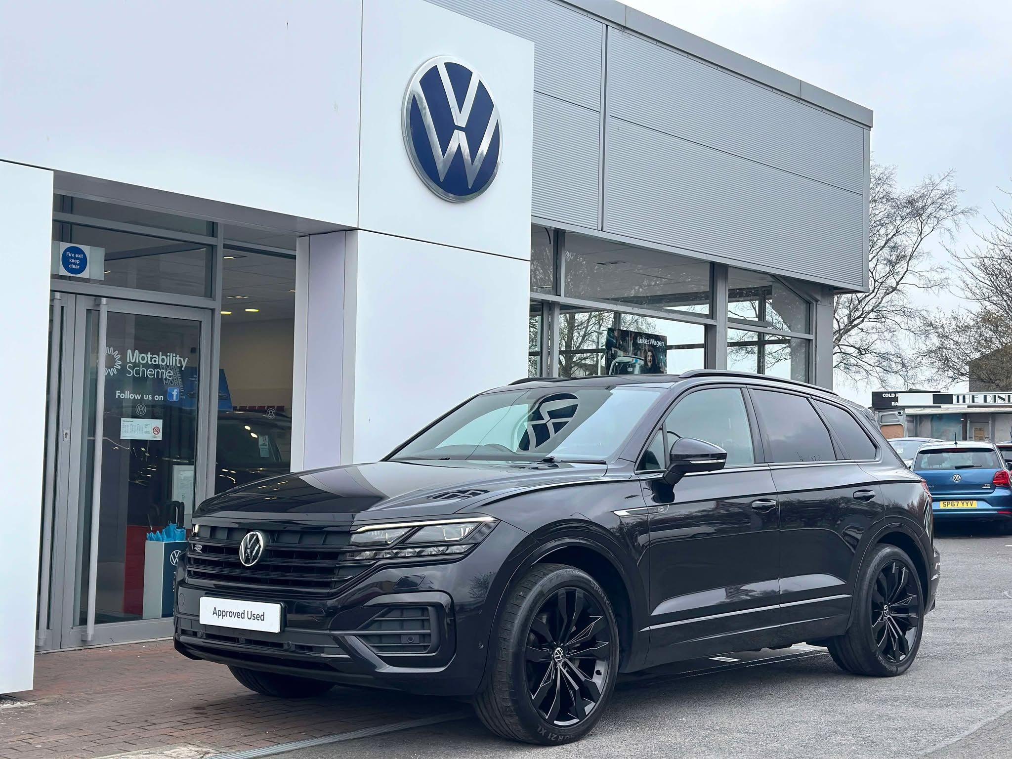 Main listing image - Volkswagen Touareg