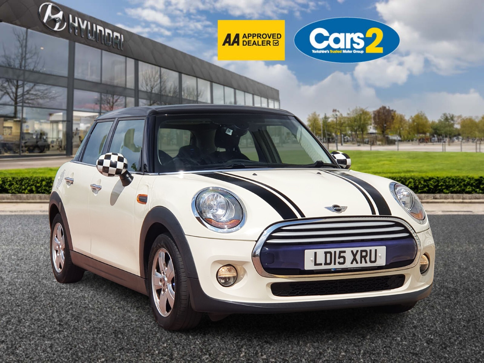 Main listing image - MINI Hatchback 5dr