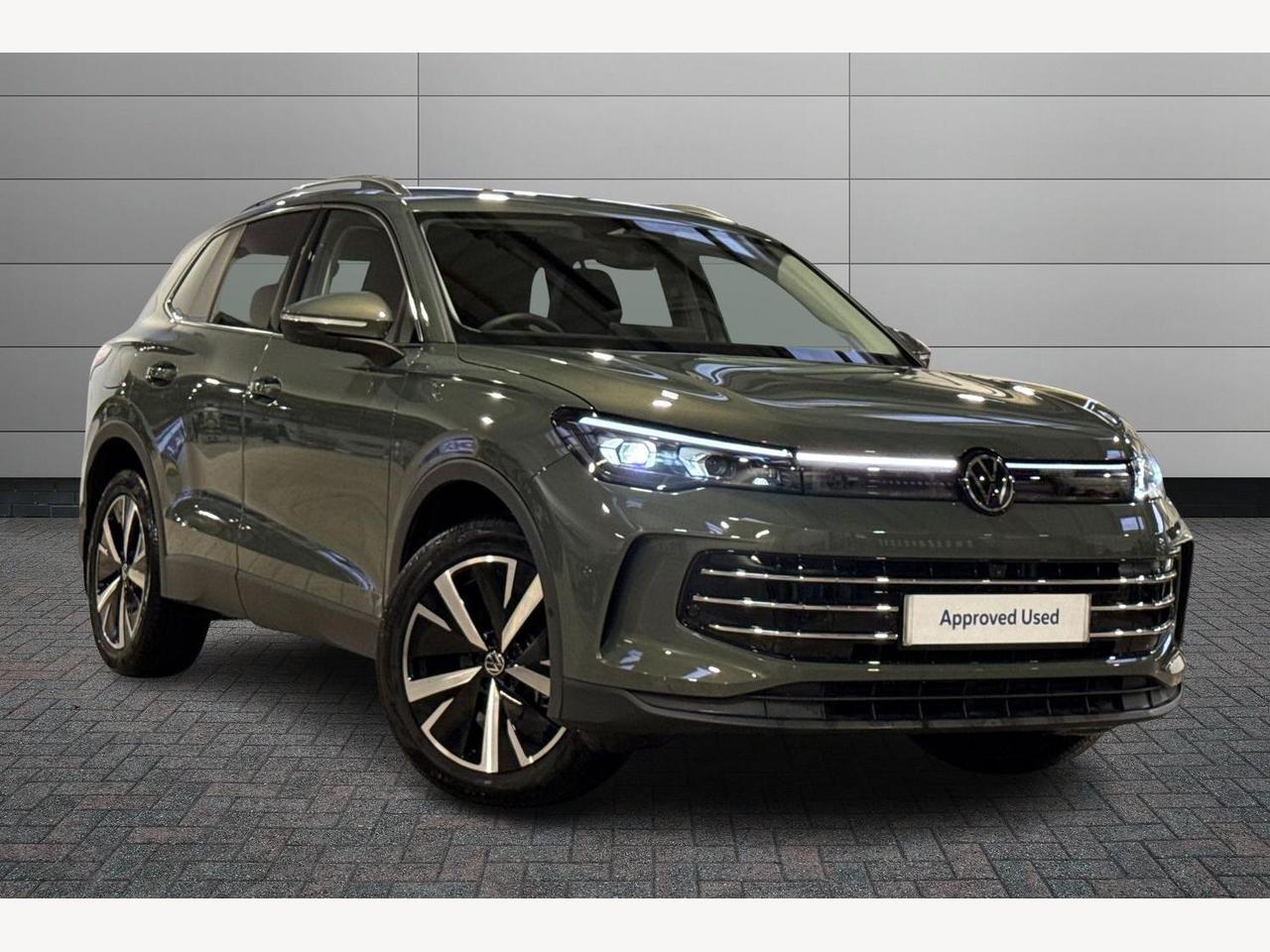 Main listing image - Volkswagen Tiguan