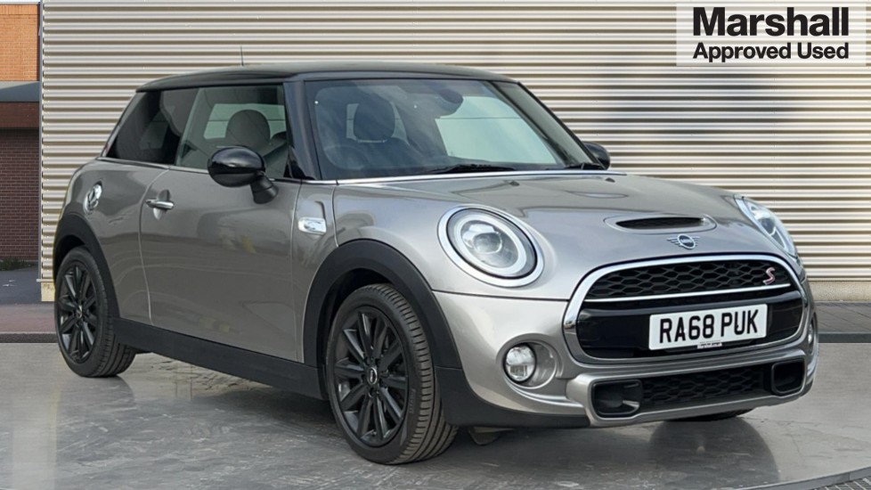 Main listing image - MINI Hatchback