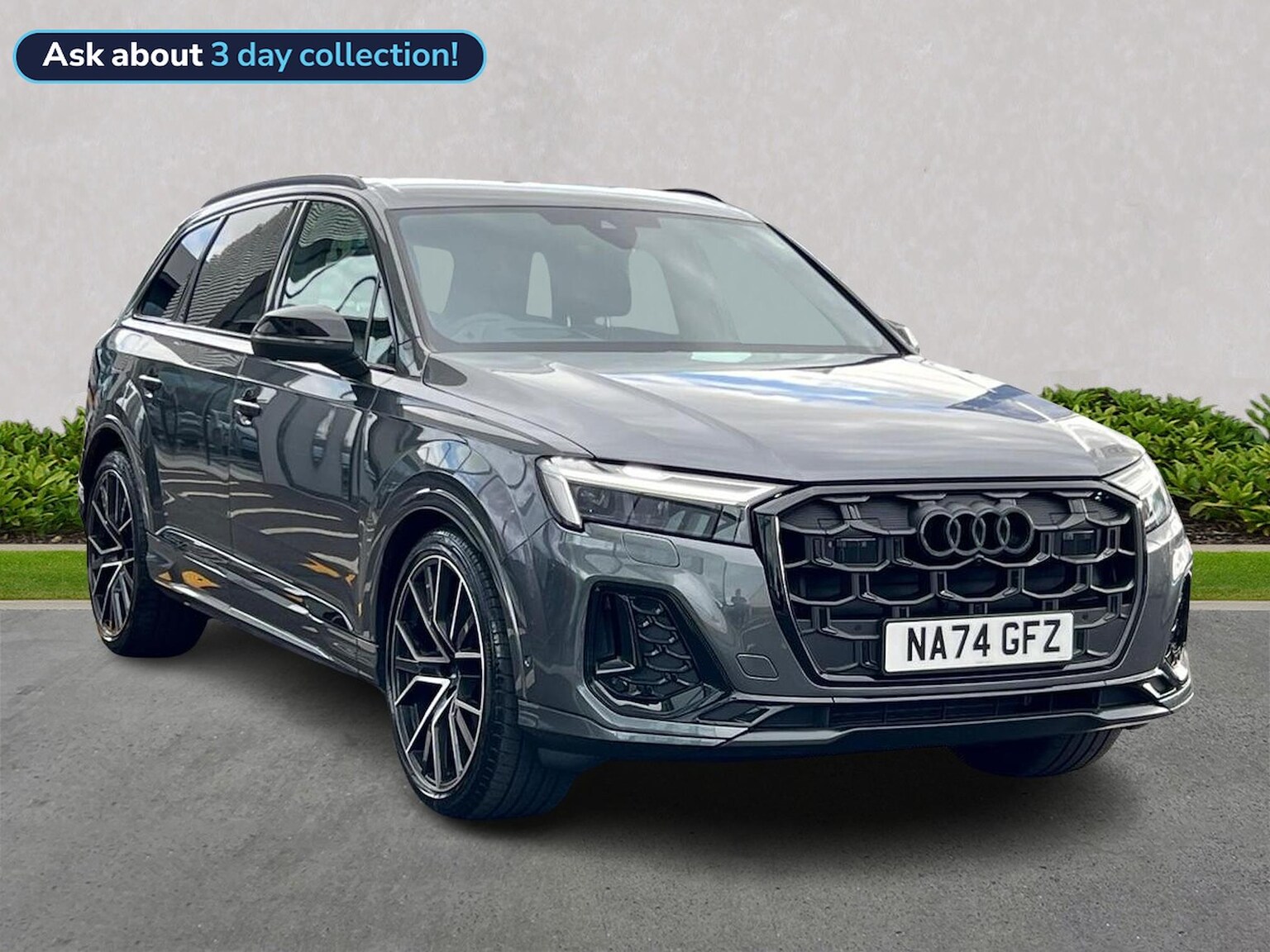 Main listing image - Audi Q7