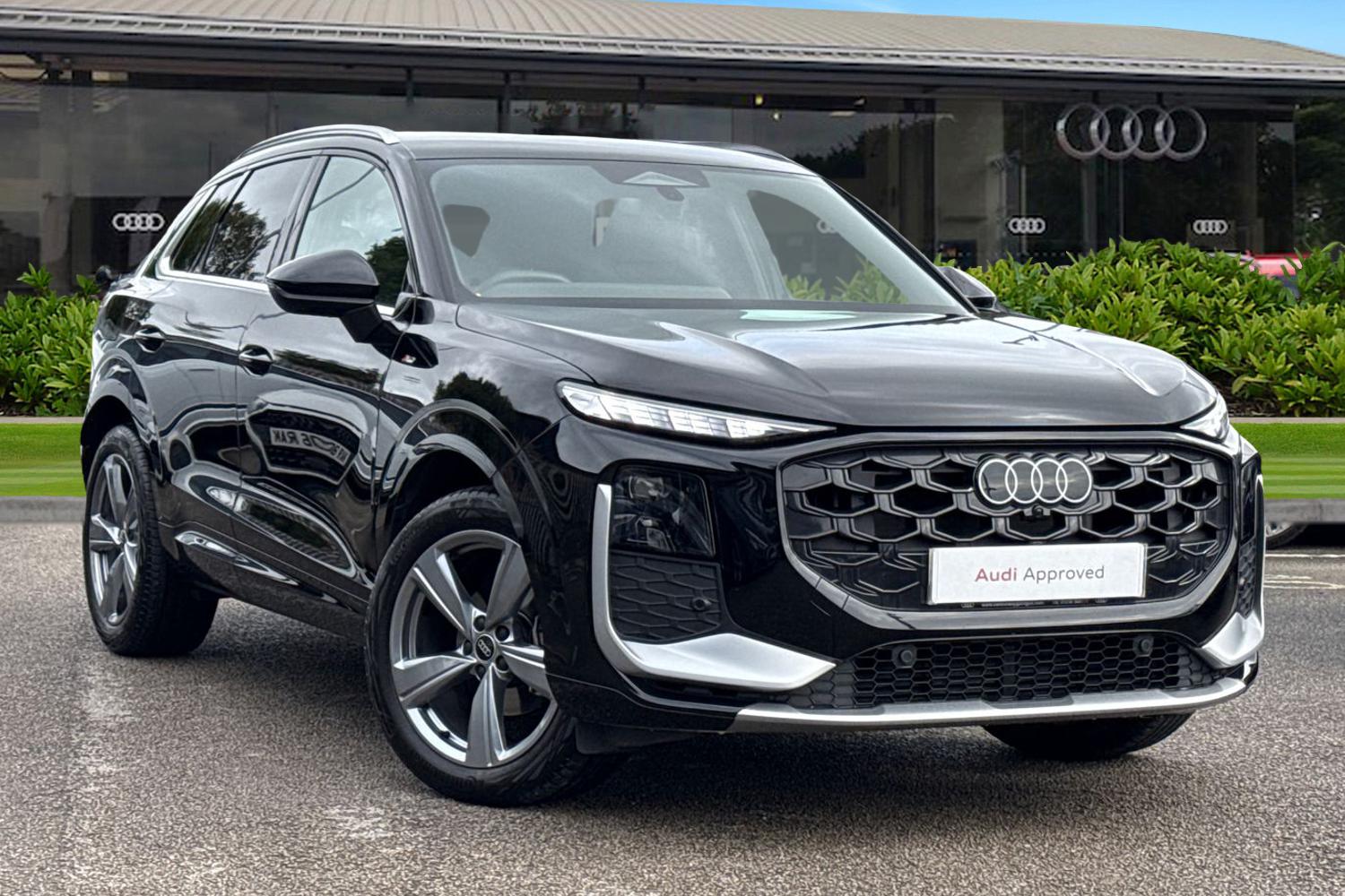 Main listing image - Audi Q3