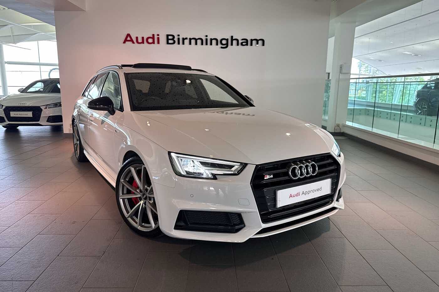 Main listing image - Audi S4