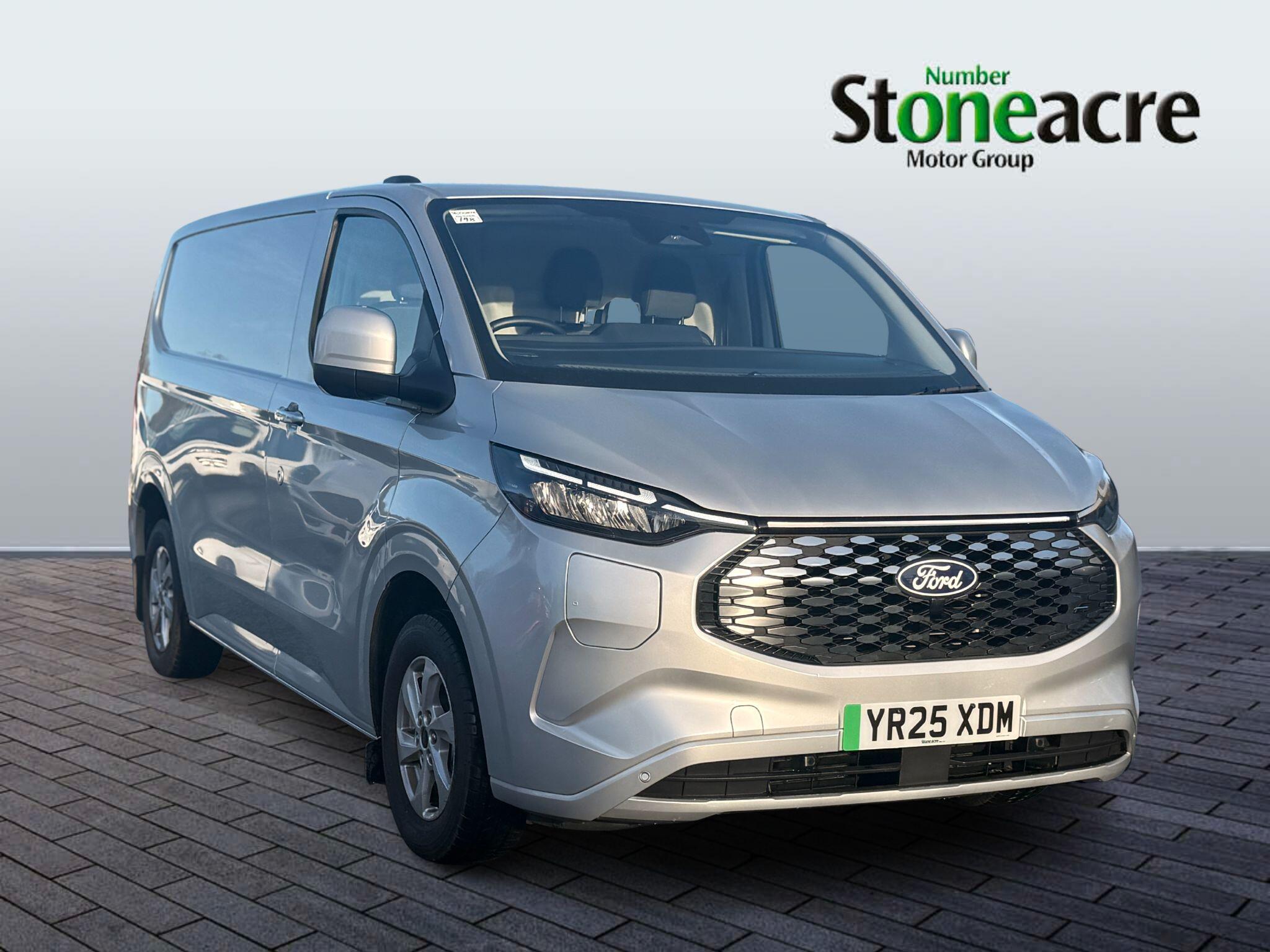 Main listing image - Ford Transit Custom