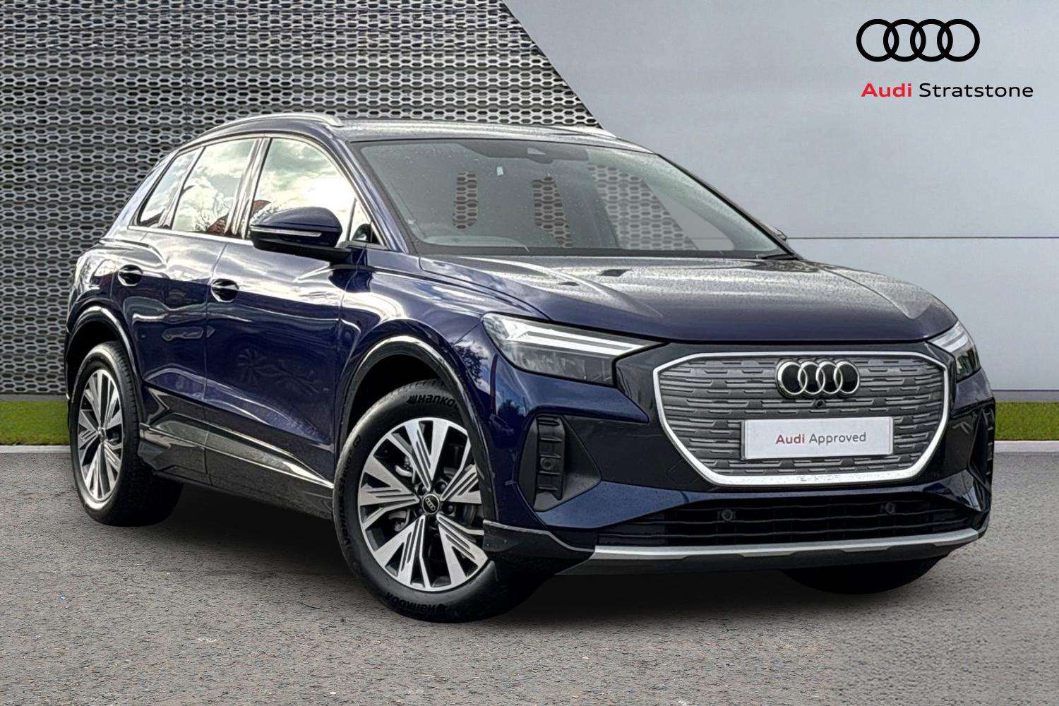 Main listing image - Audi Q4