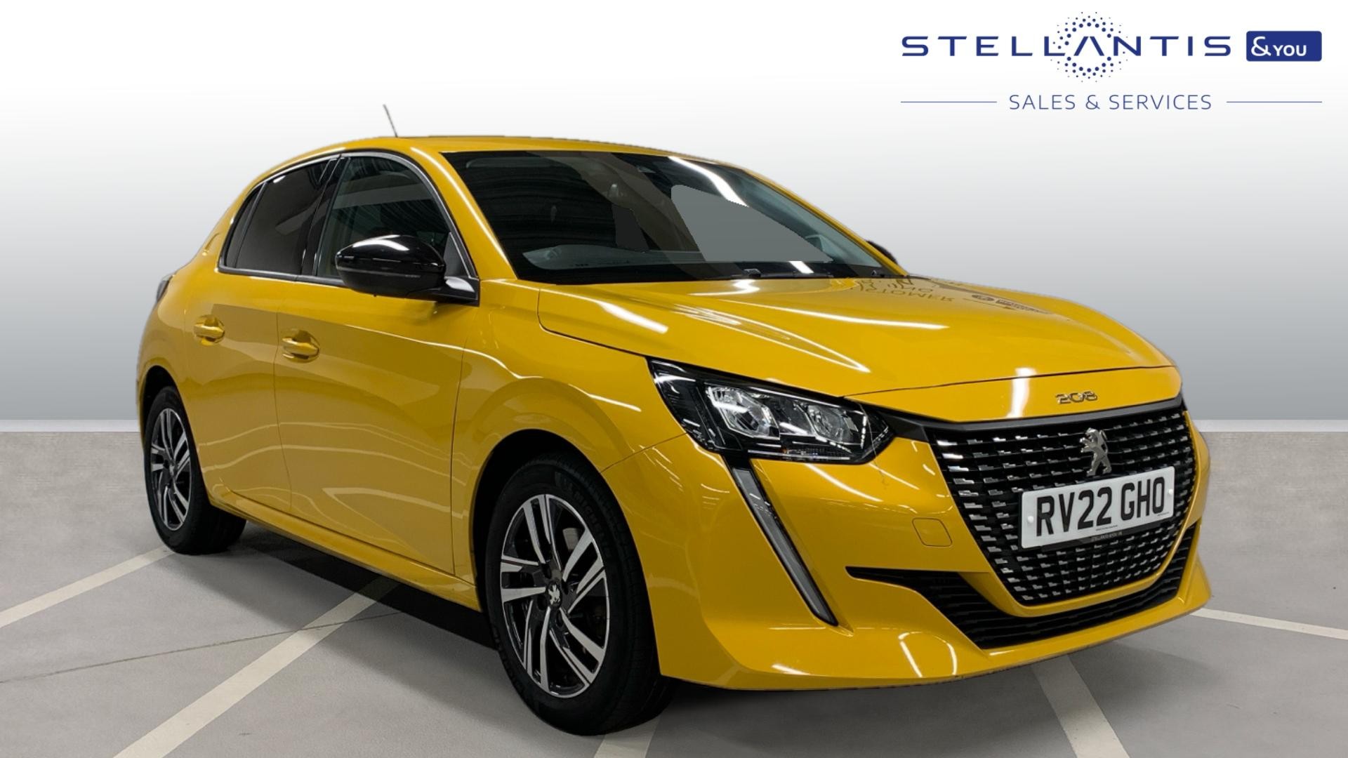 Main listing image - Peugeot 208