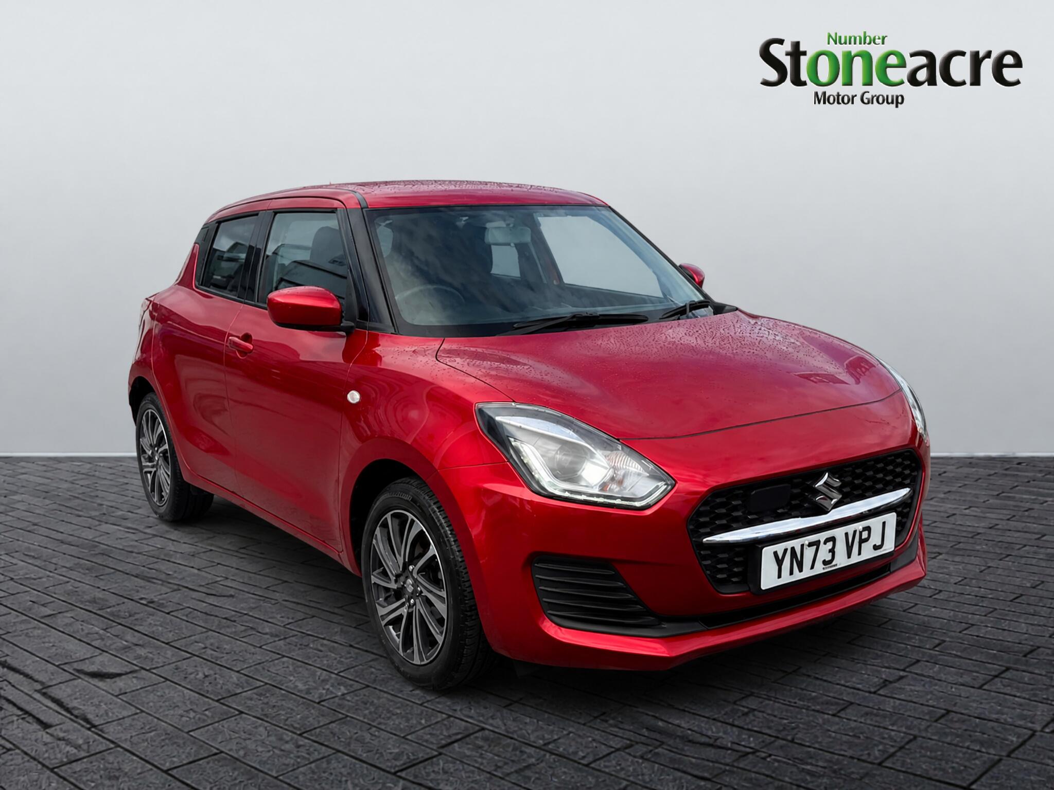Main listing image - Suzuki Swift
