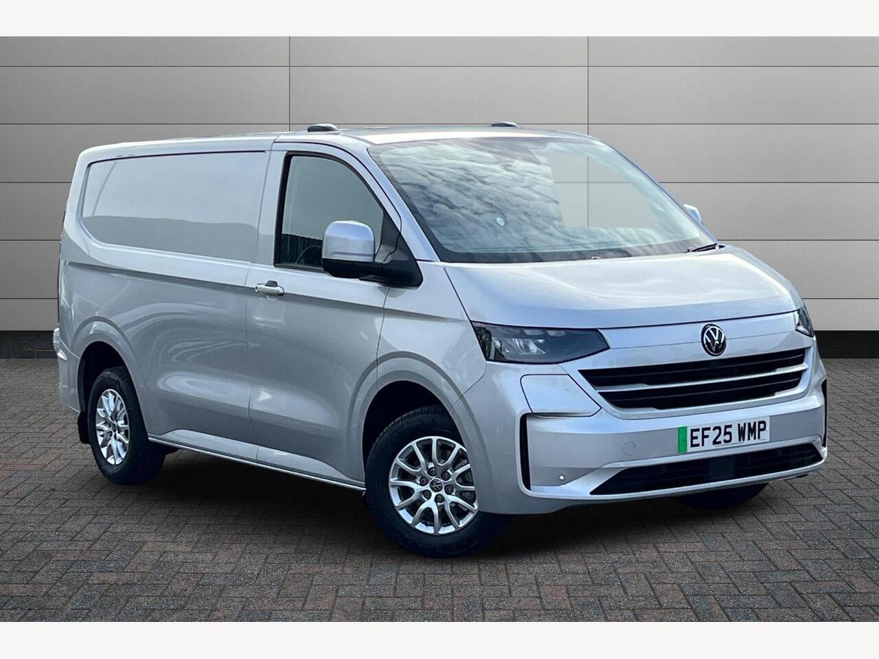 Main listing image - Volkswagen Transporter