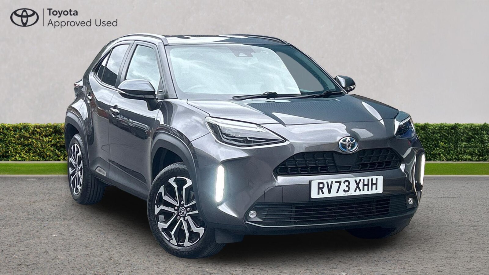 Main listing image - Toyota Yaris Cross
