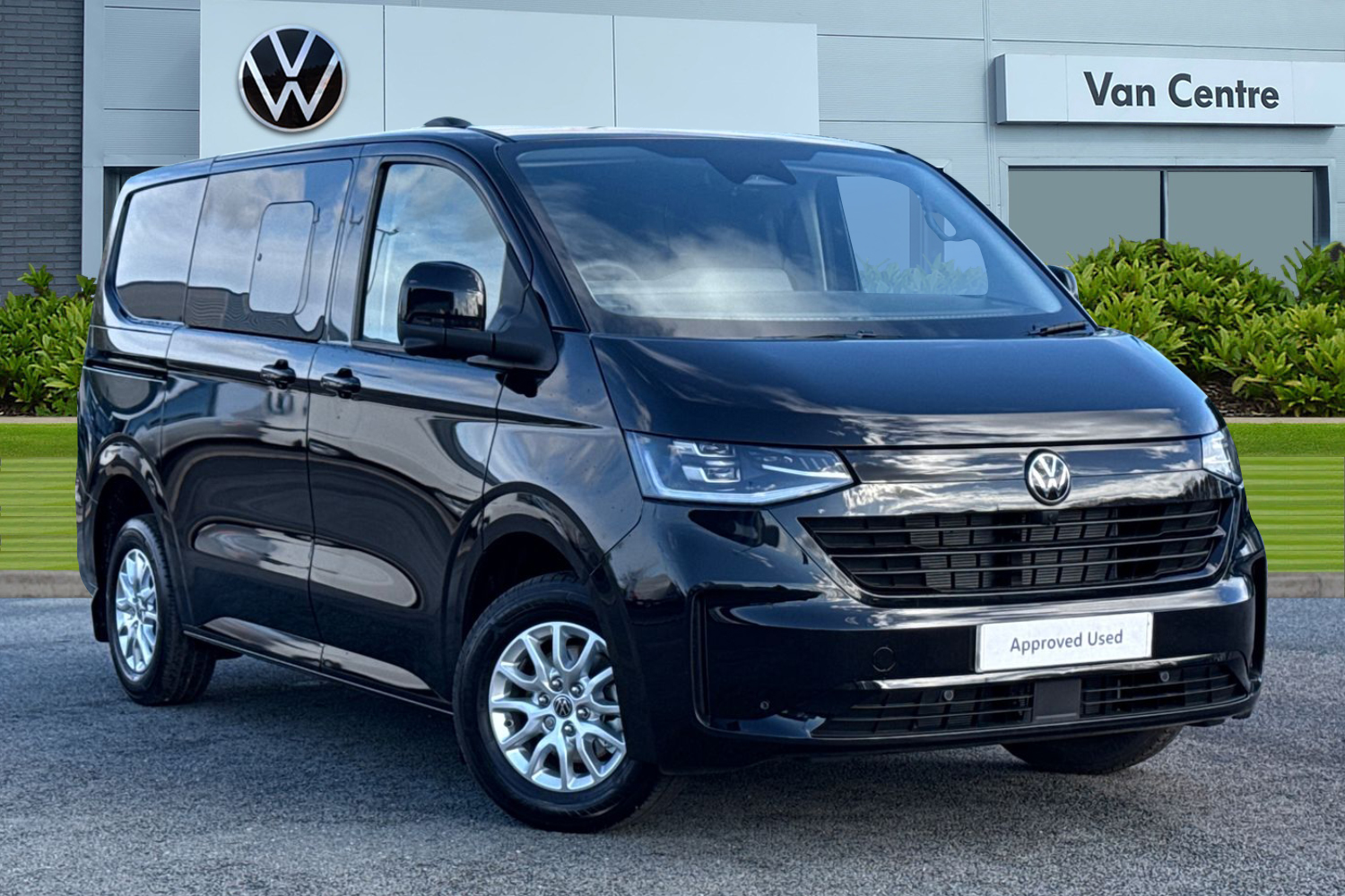 Main listing image - Volkswagen Transporter