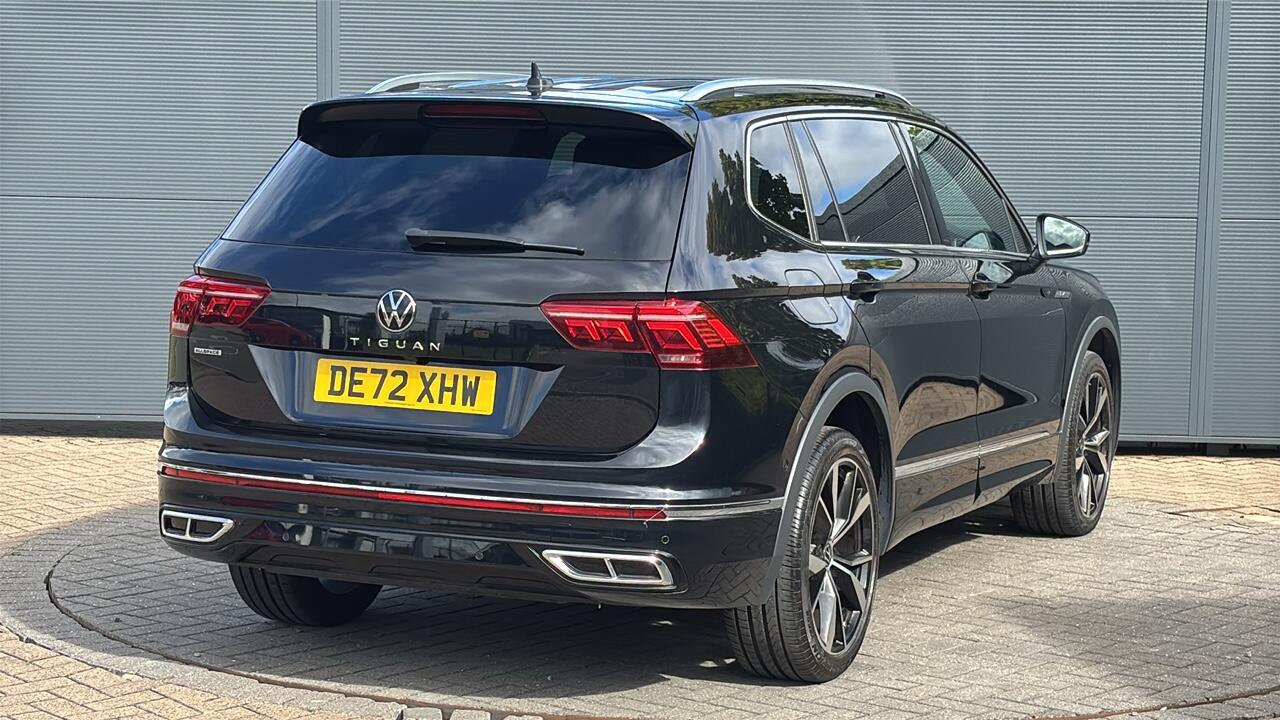 Main listing image - Volkswagen Tiguan Allspace