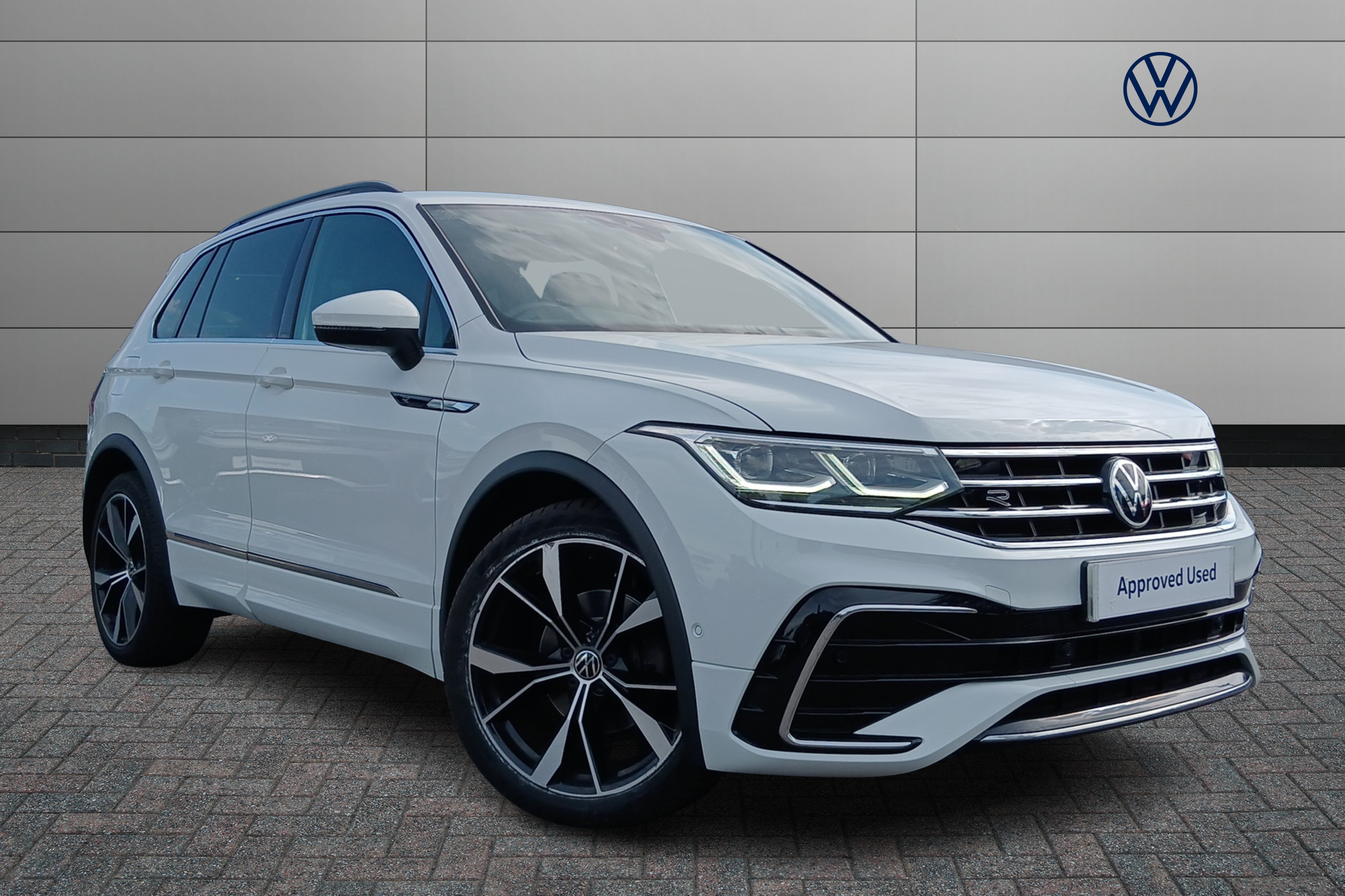 Main listing image - Volkswagen Tiguan