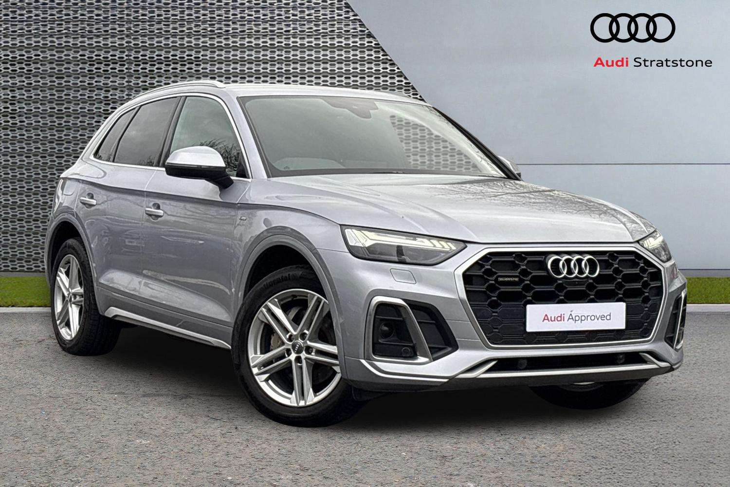 Main listing image - Audi Q5