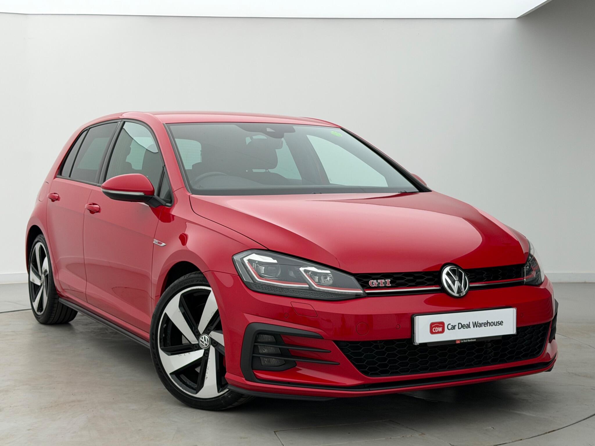 Main listing image - Volkswagen Golf