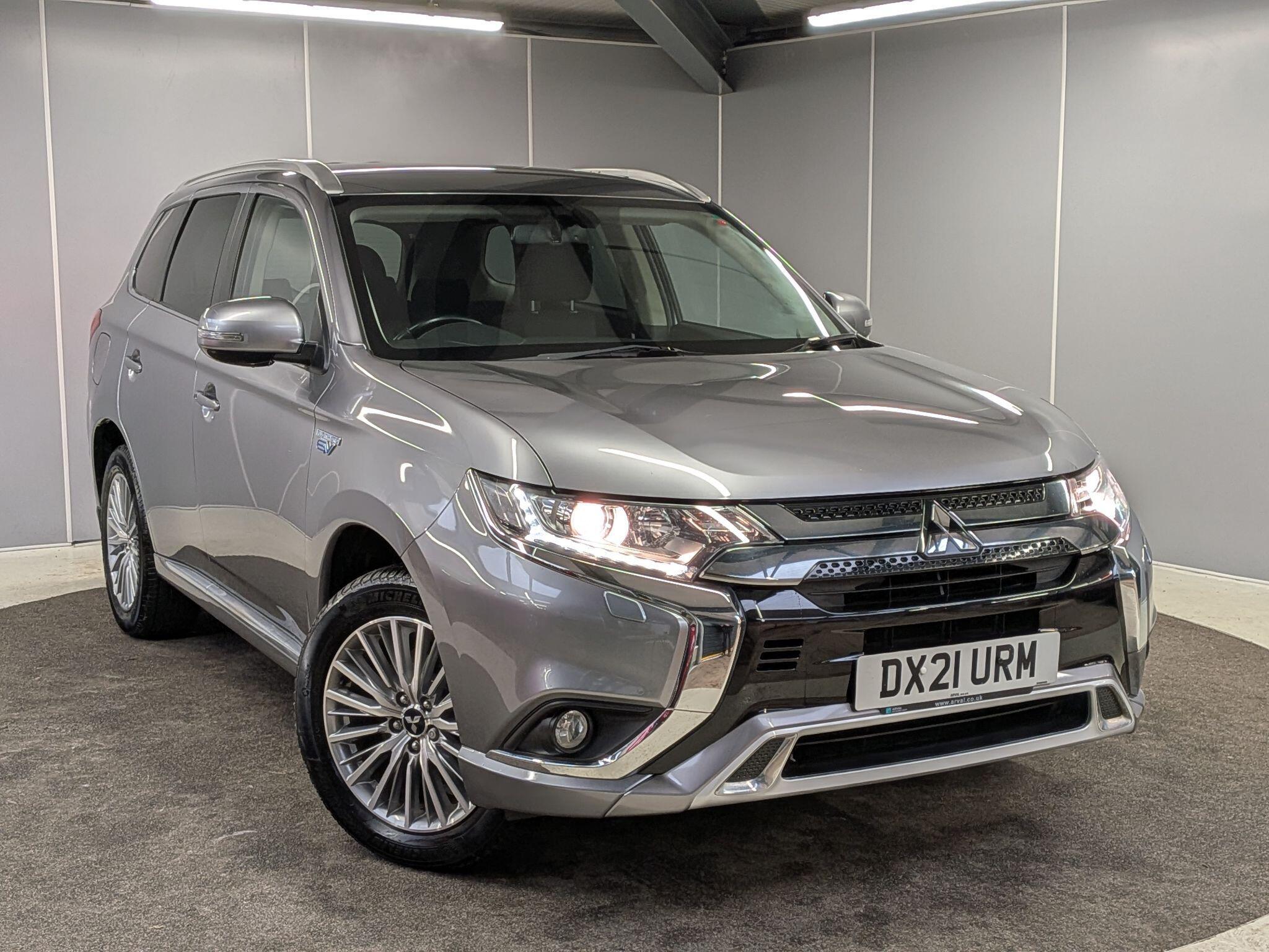 Main listing image - Mitsubishi Outlander