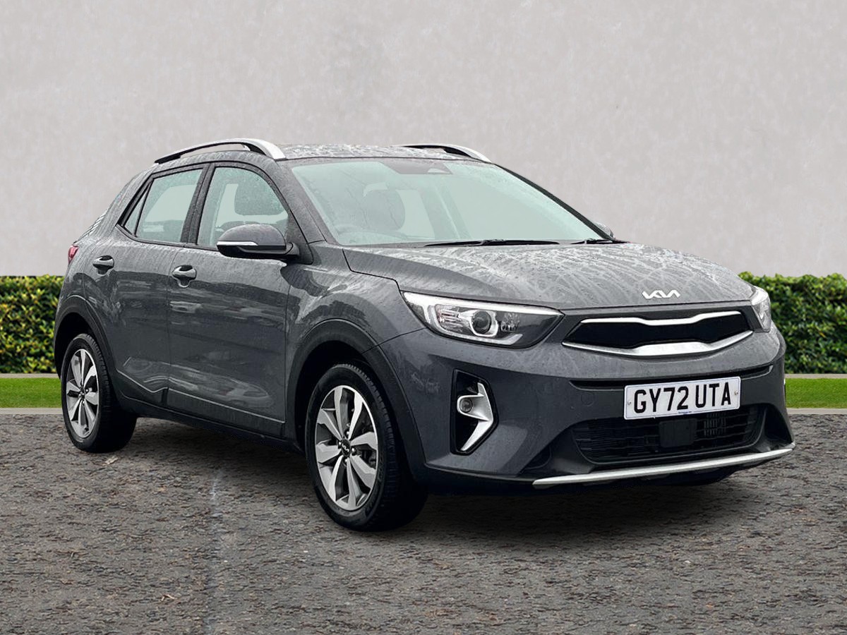 Main listing image - Kia Stonic