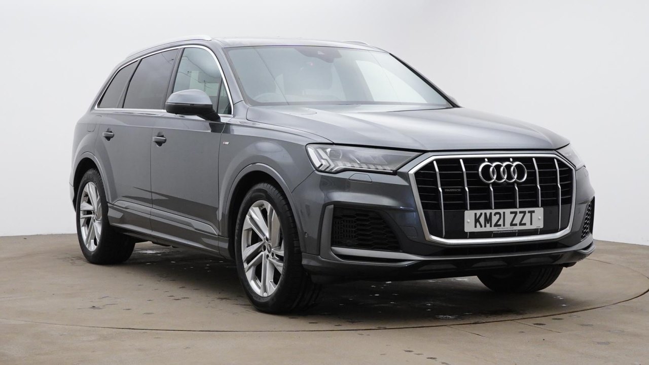 Main listing image - Audi Q7