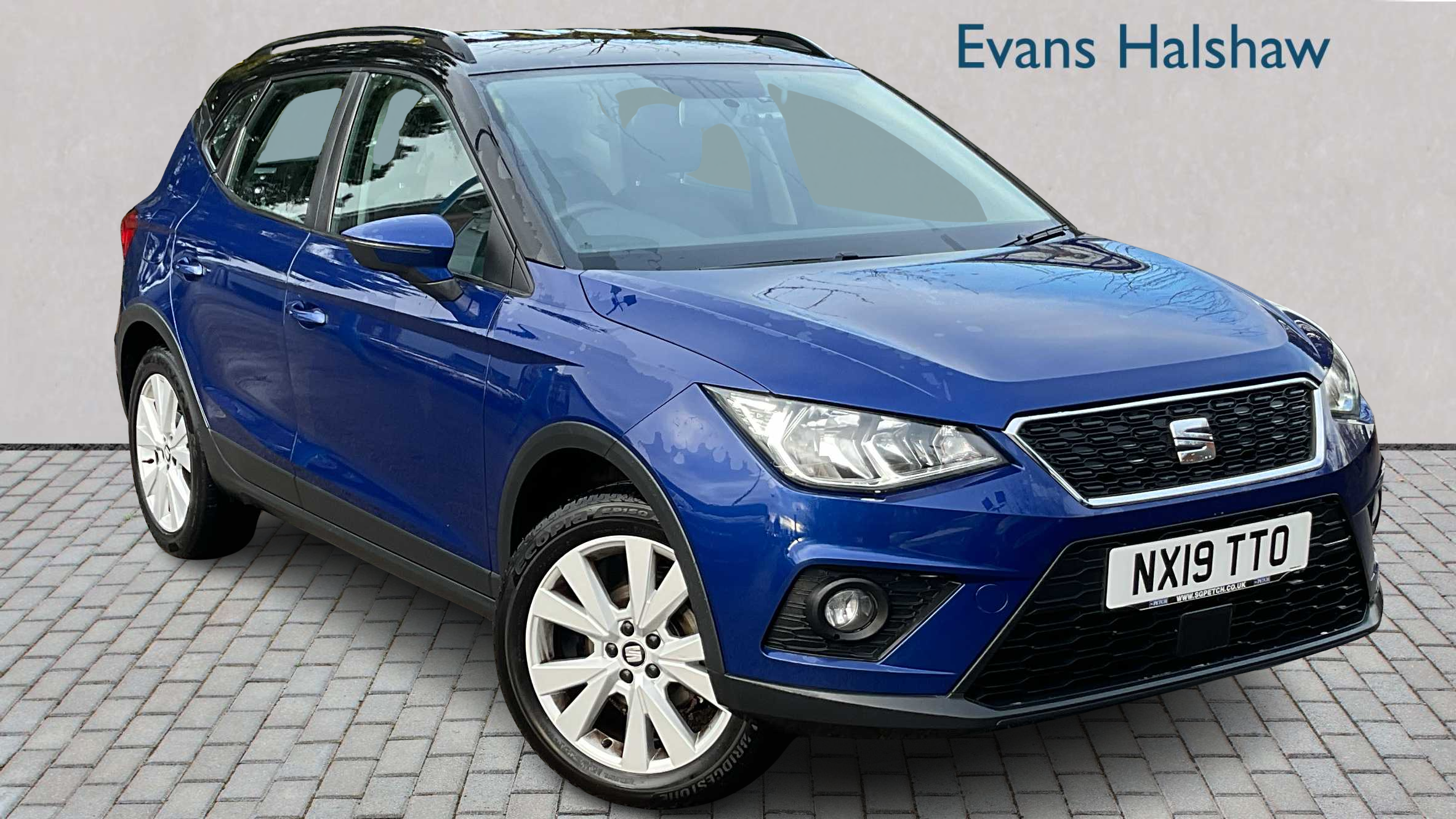 Main listing image - SEAT Arona