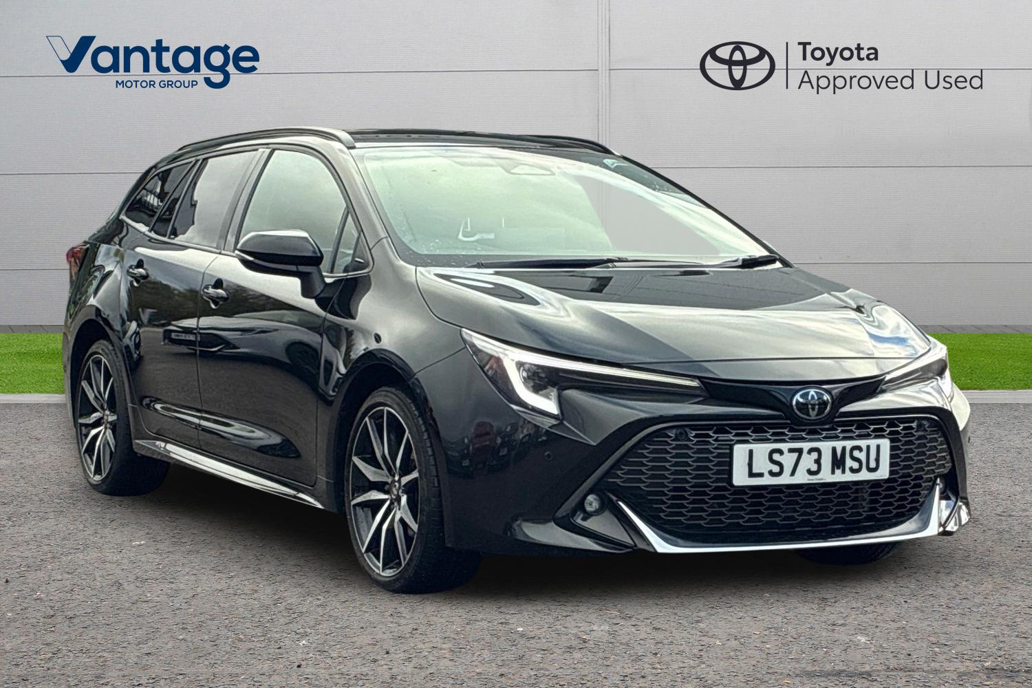 Main listing image - Toyota Corolla