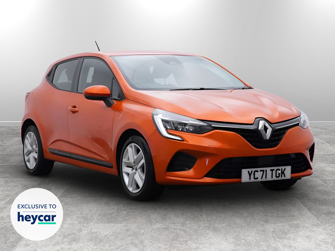 Main listing image - Renault Clio