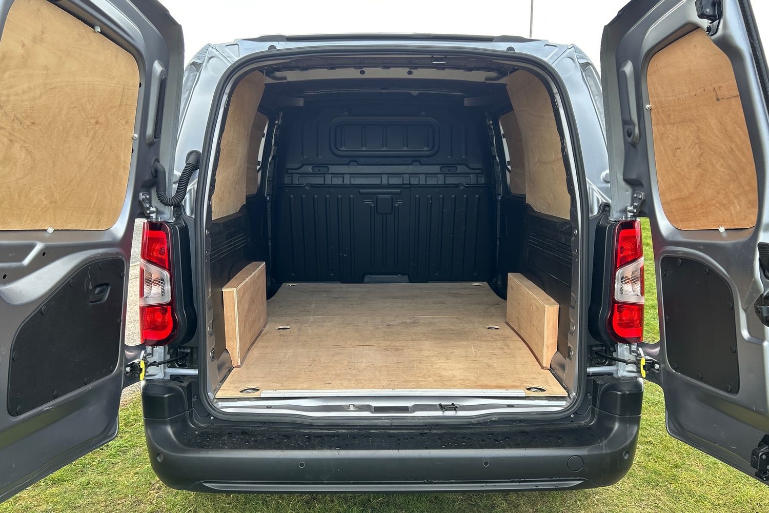 Main listing image - Citroen Berlingo Van