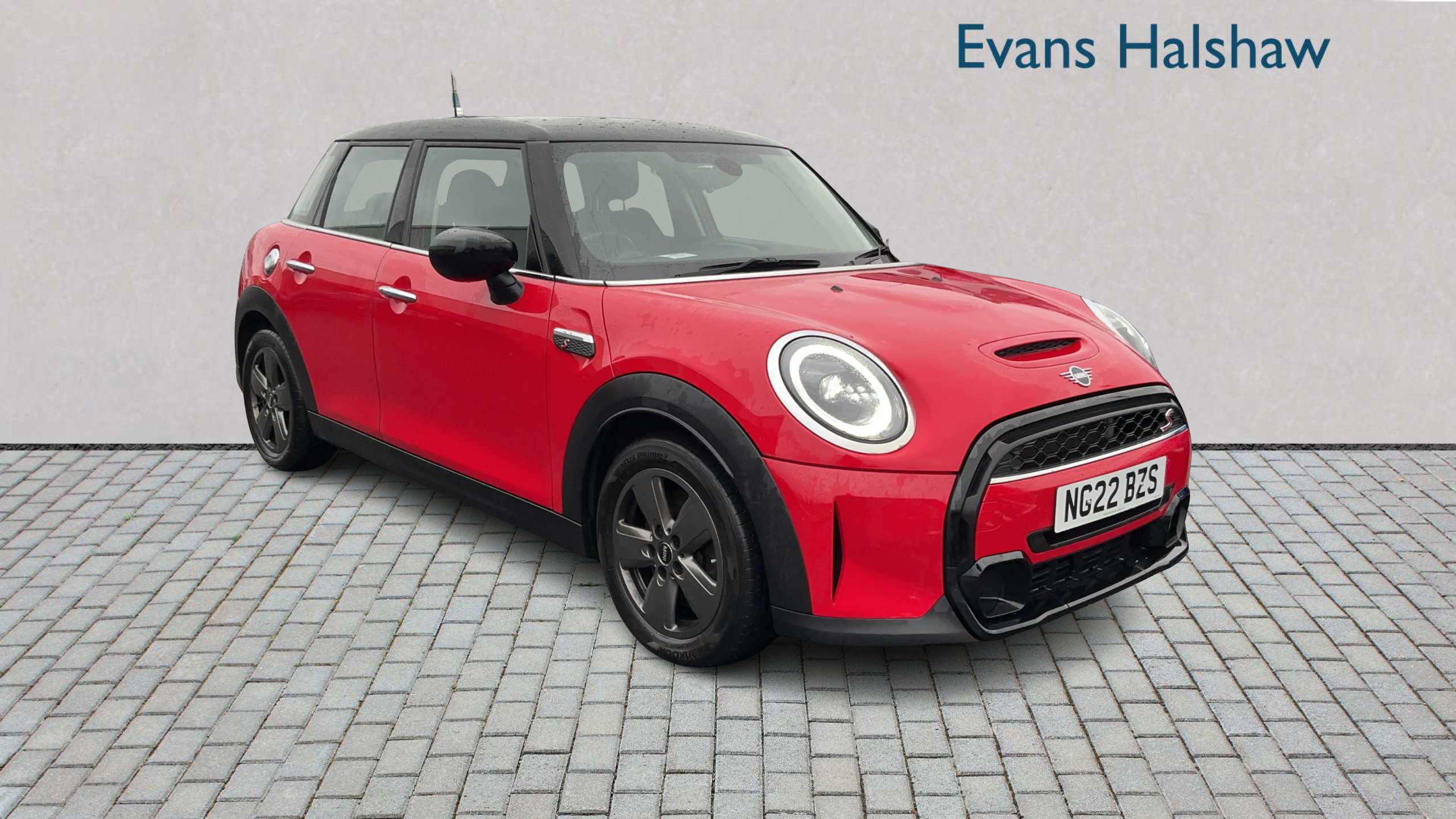 Main listing image - MINI Hatchback 5dr