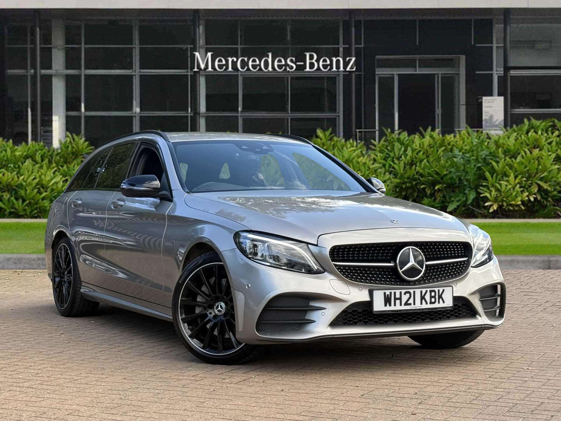 Main listing image - Mercedes-Benz C-Class Estate