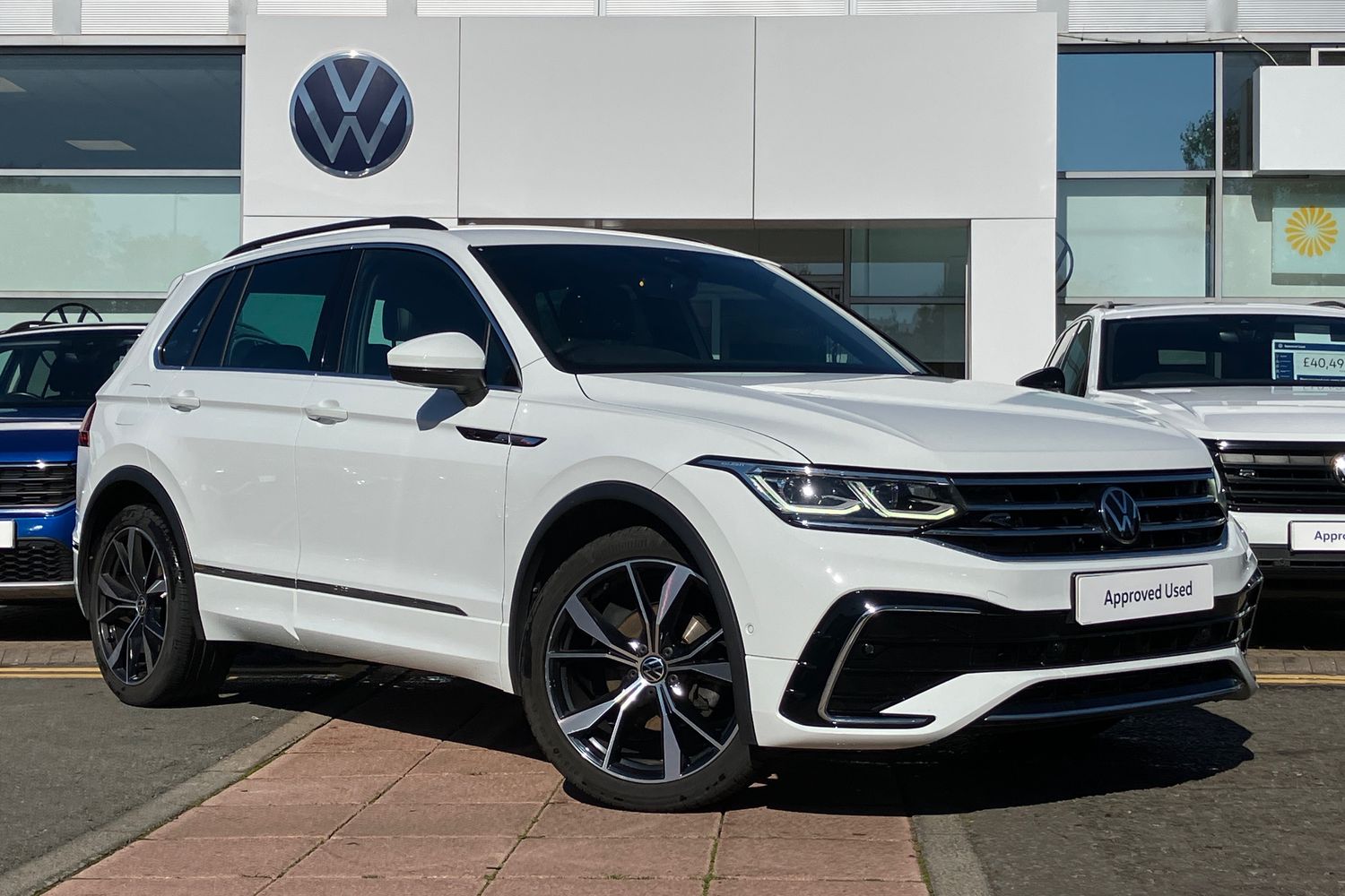 Main listing image - Volkswagen Tiguan