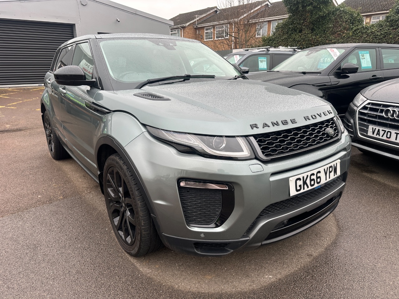 Main listing image - Land Rover Range Rover Evoque