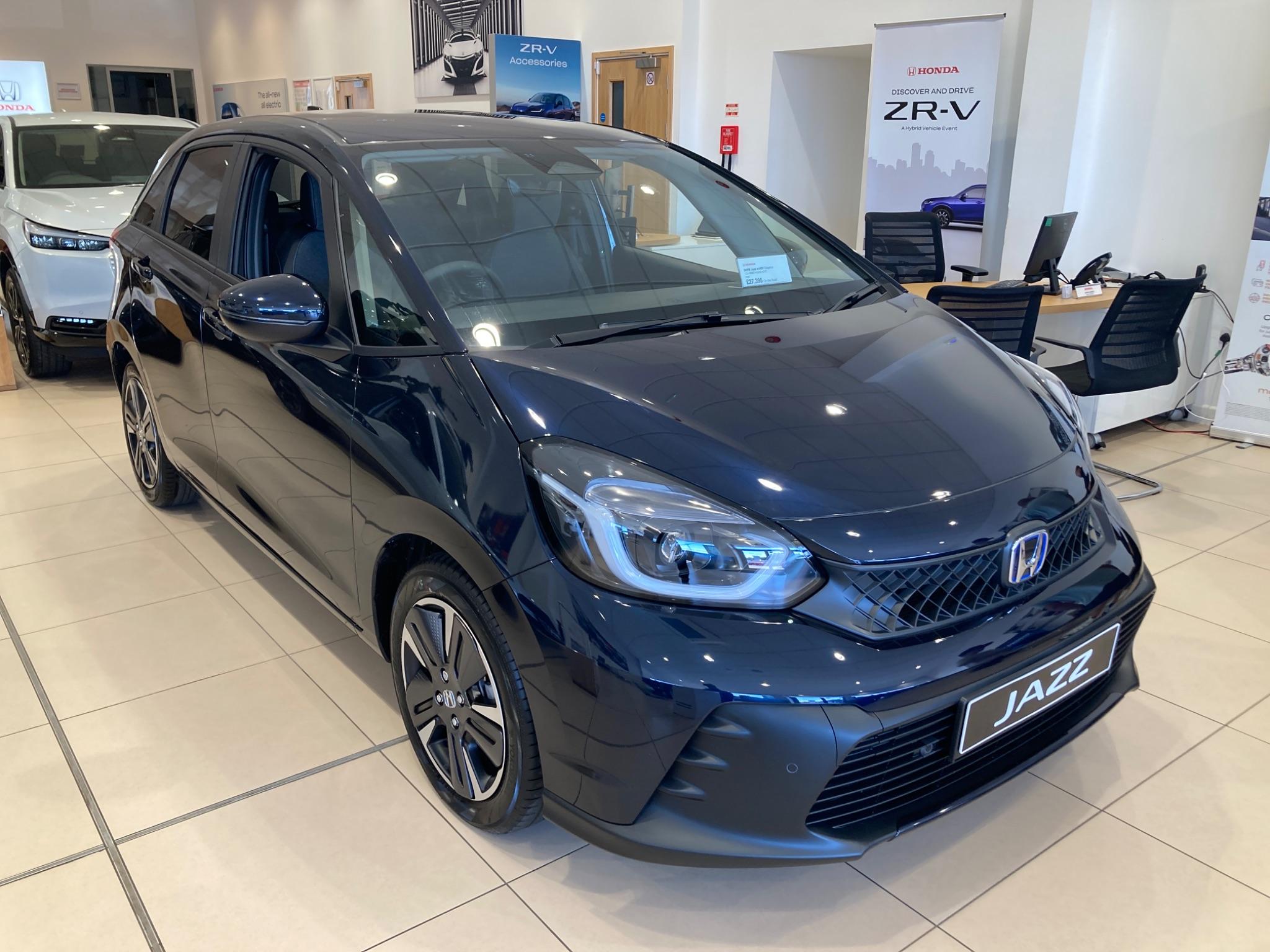 Main listing image - Honda Jazz Crosstar