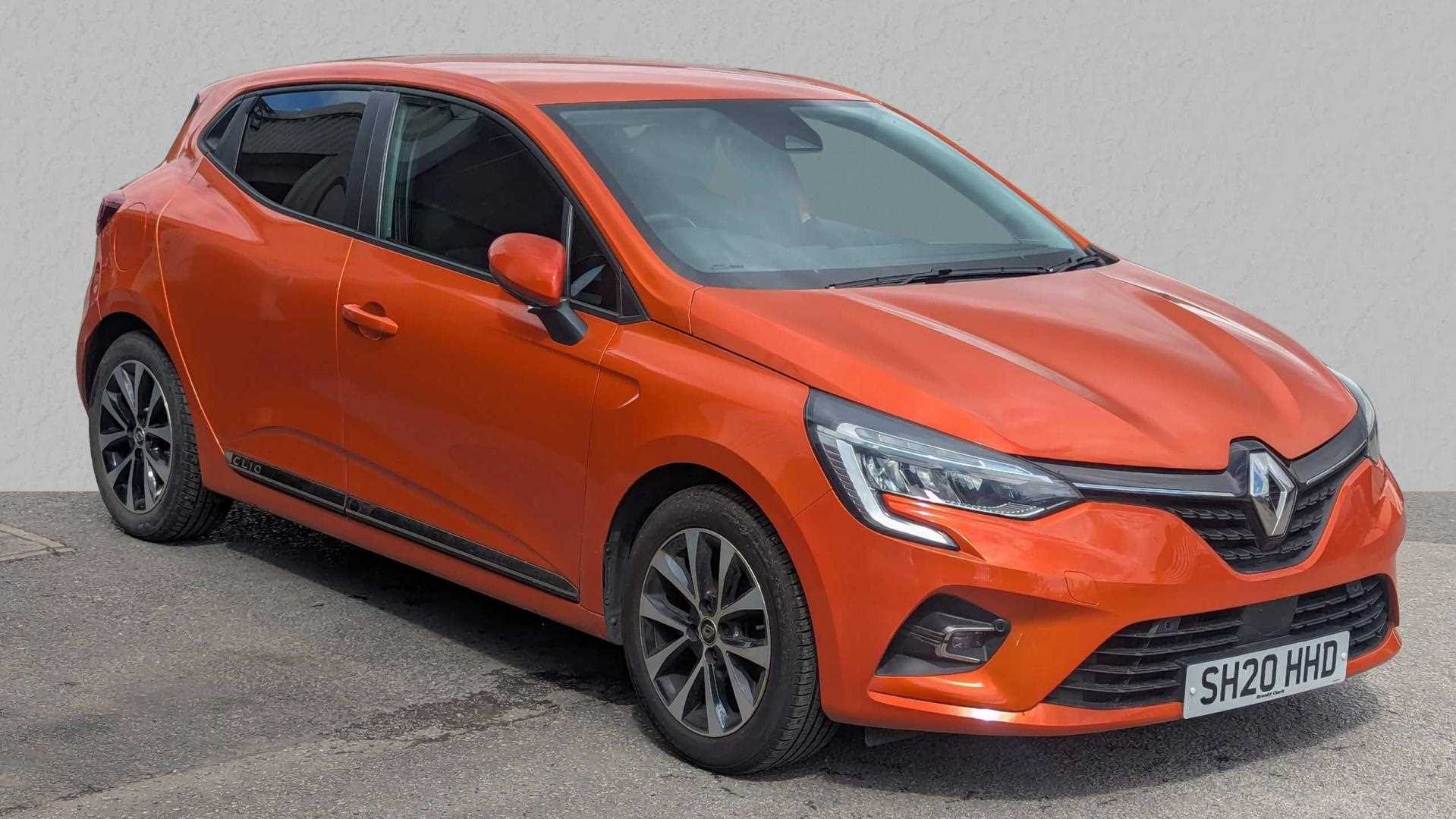Main listing image - Renault Clio