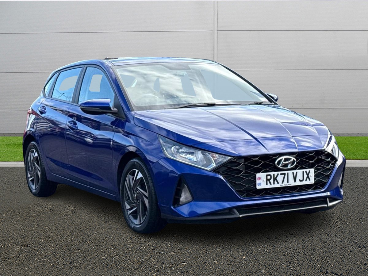 Main listing image - Hyundai i20