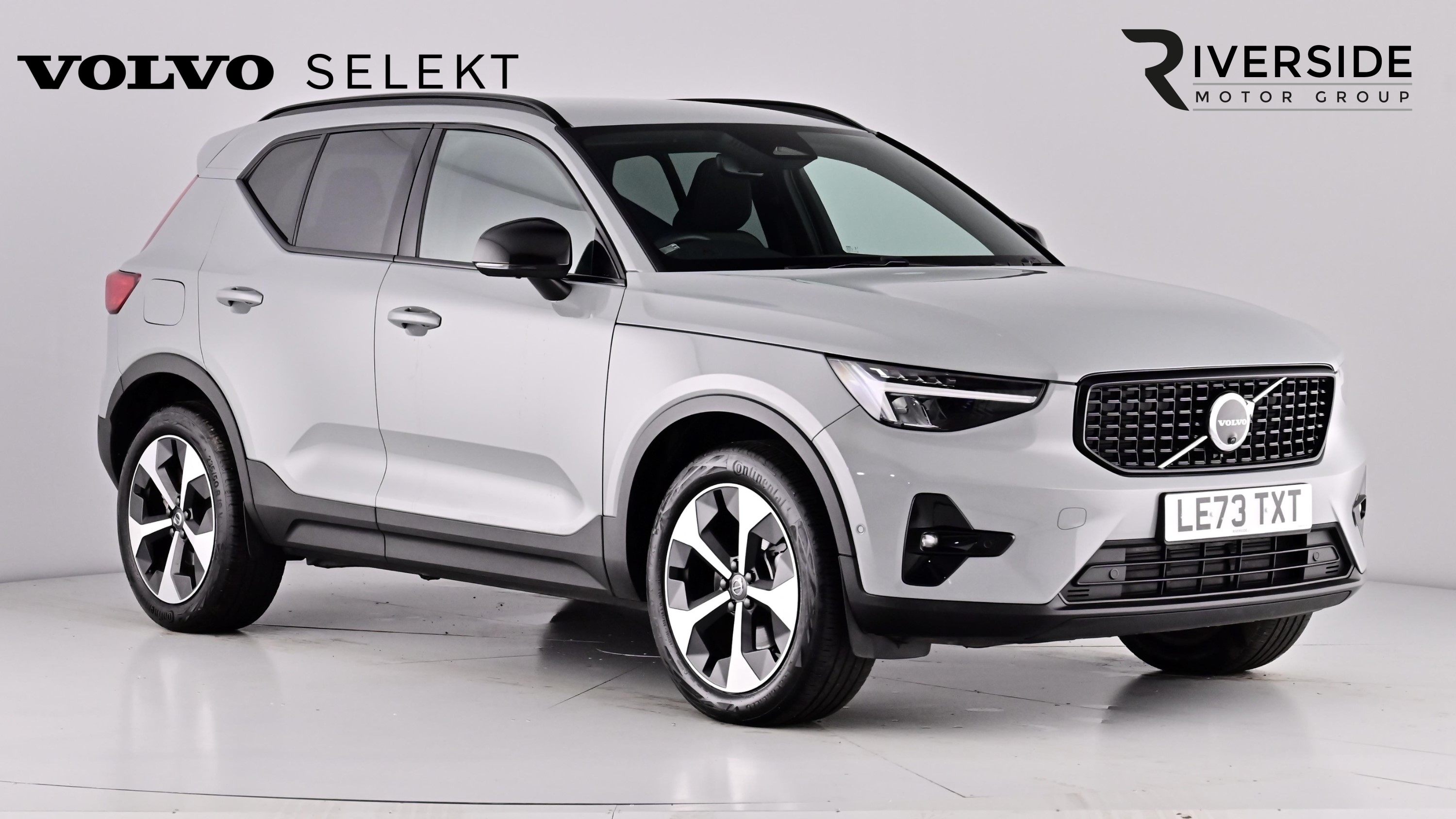 Main listing image - Volvo XC40