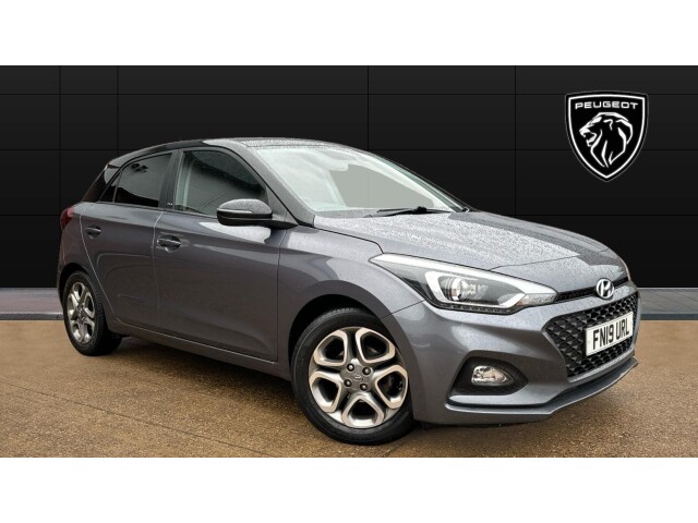 Main listing image - Hyundai i20