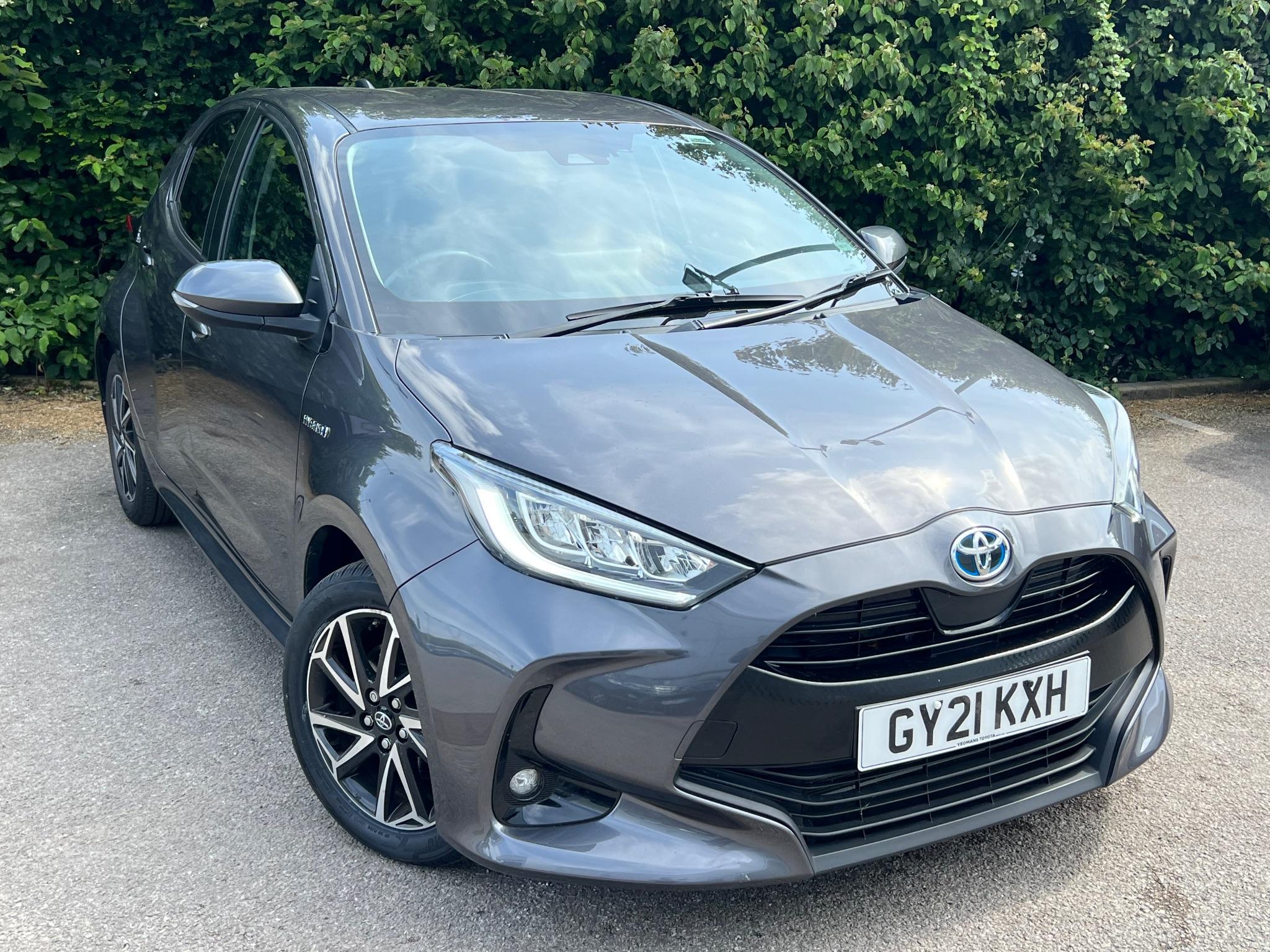 Main listing image - Toyota Yaris
