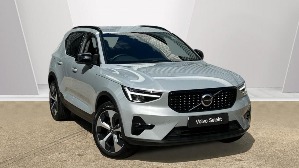 Main listing image - Volvo XC40