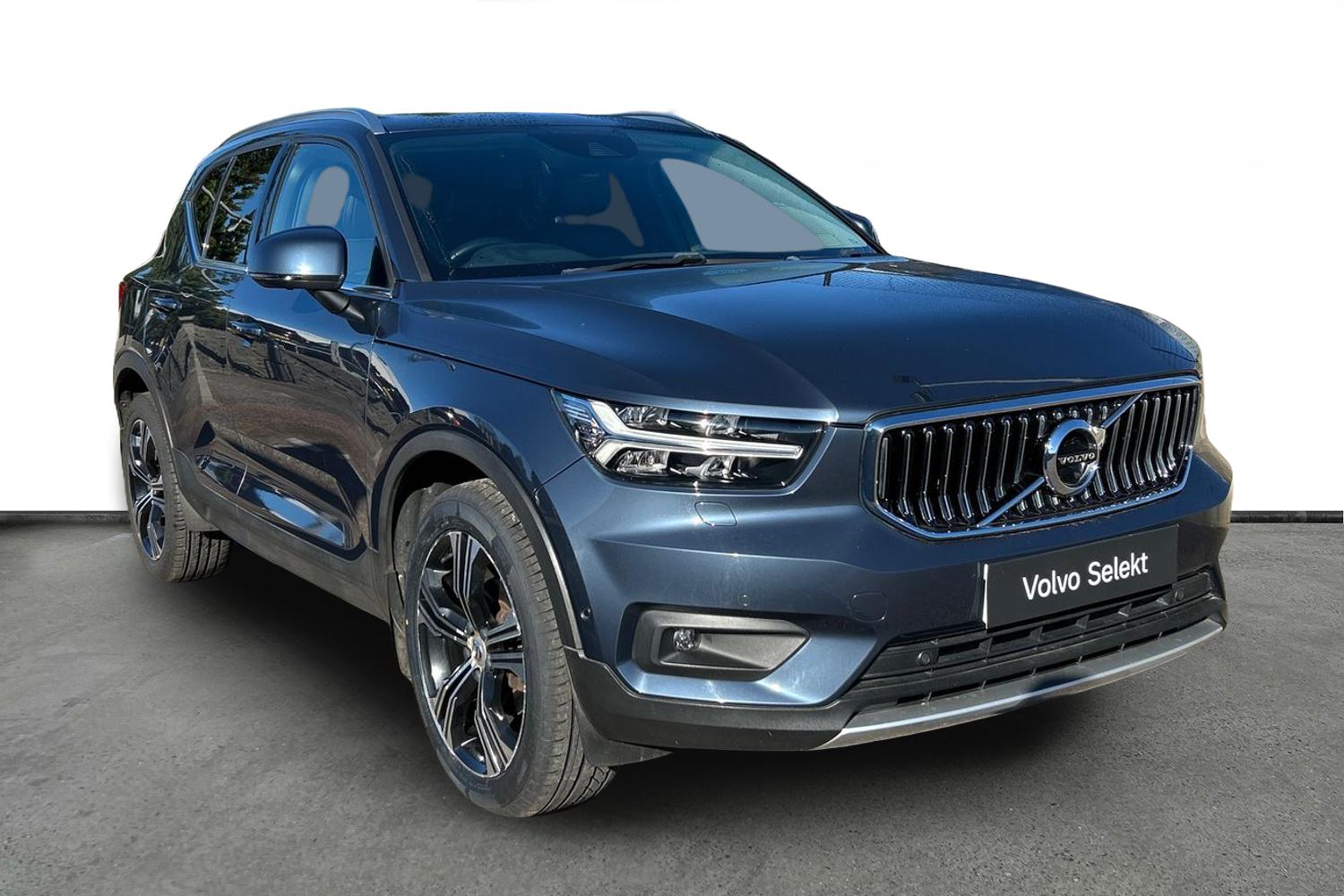 Main listing image - Volvo XC40