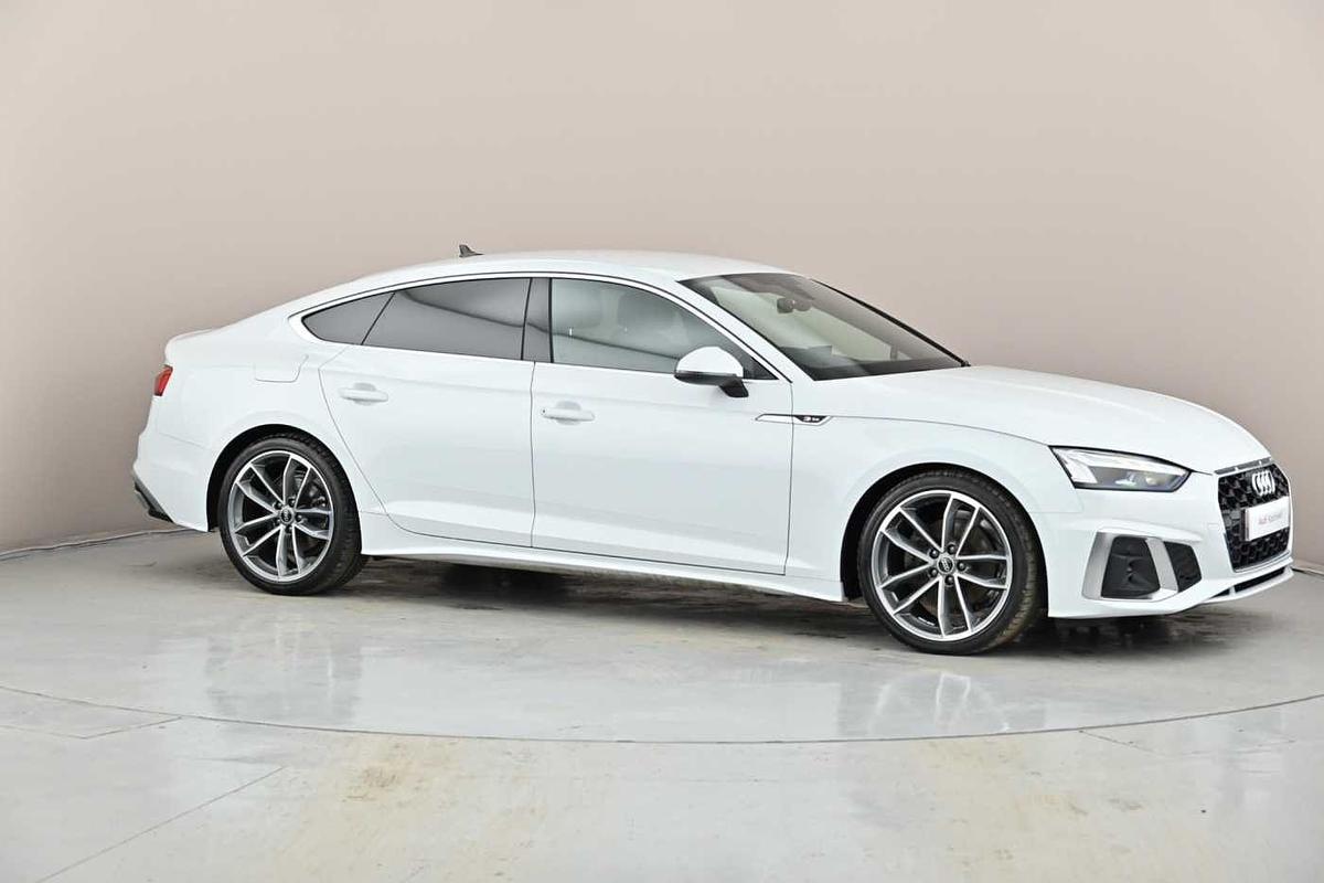 Main listing image - Audi A5