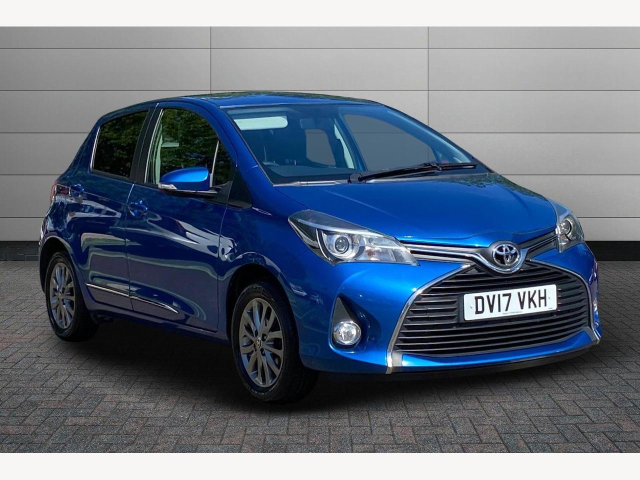 Main listing image - Toyota Yaris