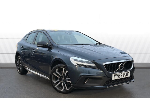 Main listing image - Volvo V40 Cross Country