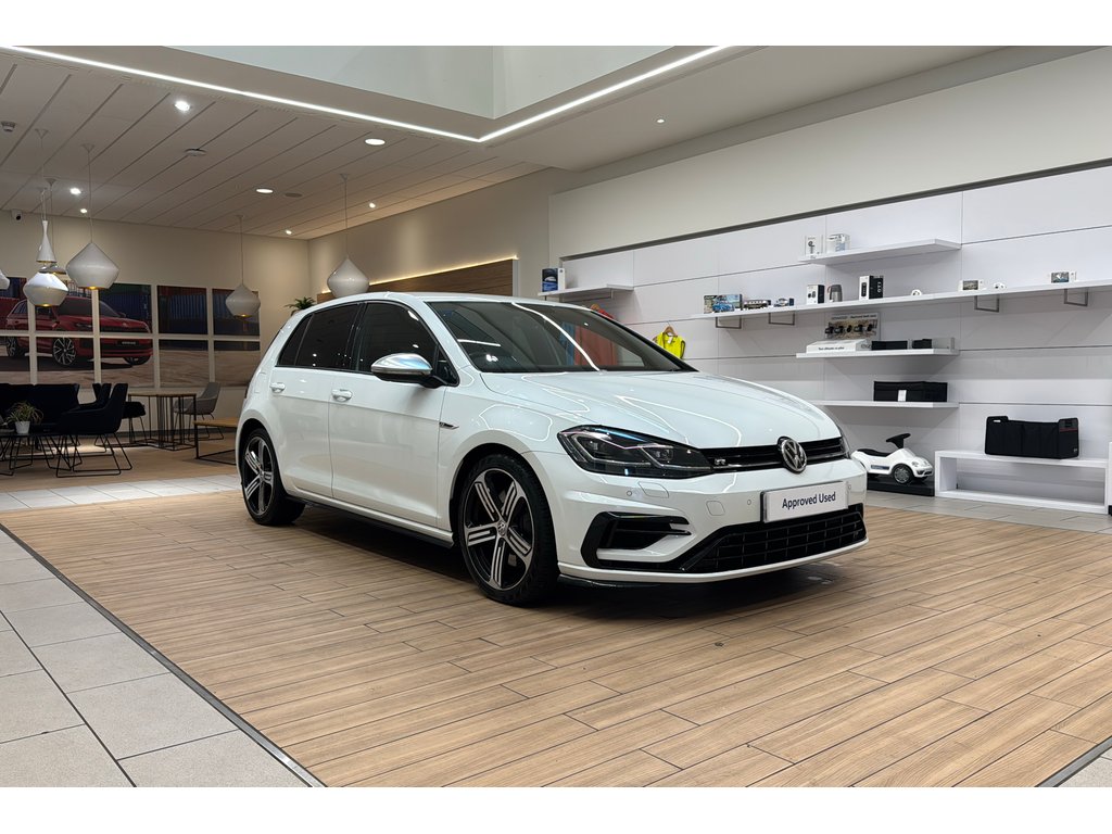Main listing image - Volkswagen Golf R