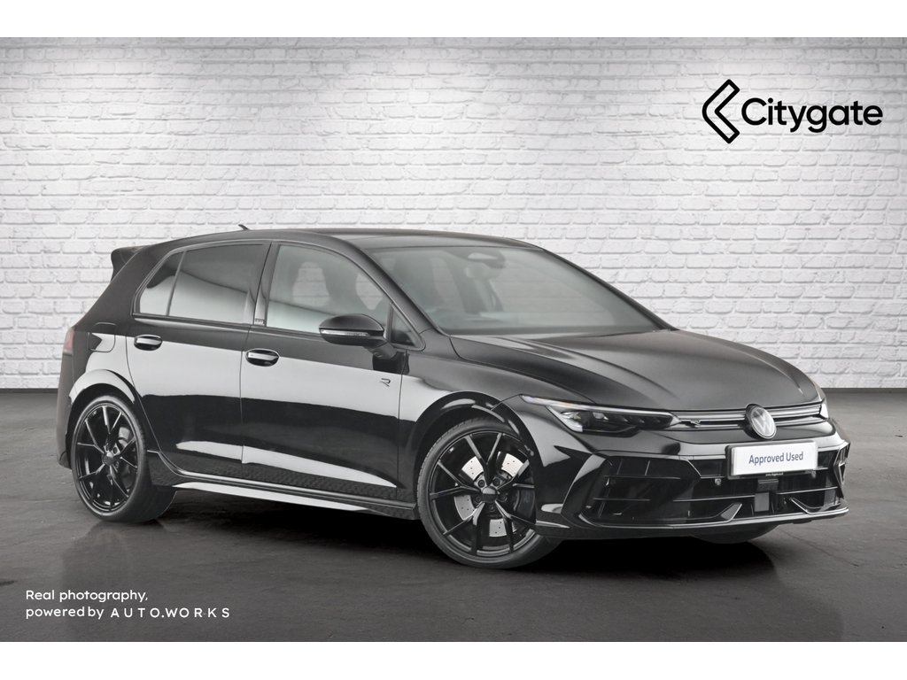 Main listing image - Volkswagen Golf