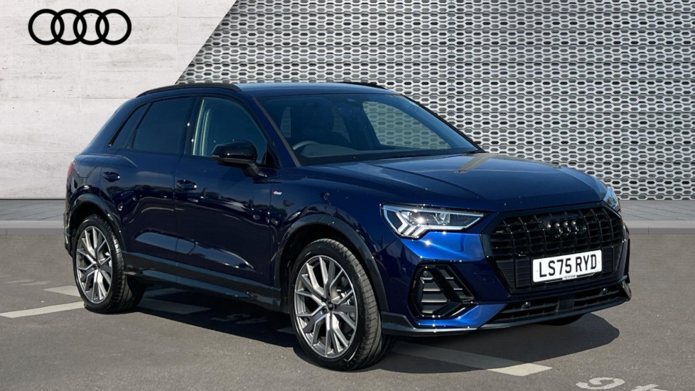 Main listing image - Audi Q3