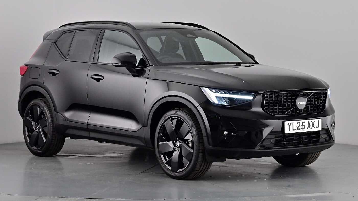 Main listing image - Volvo XC40