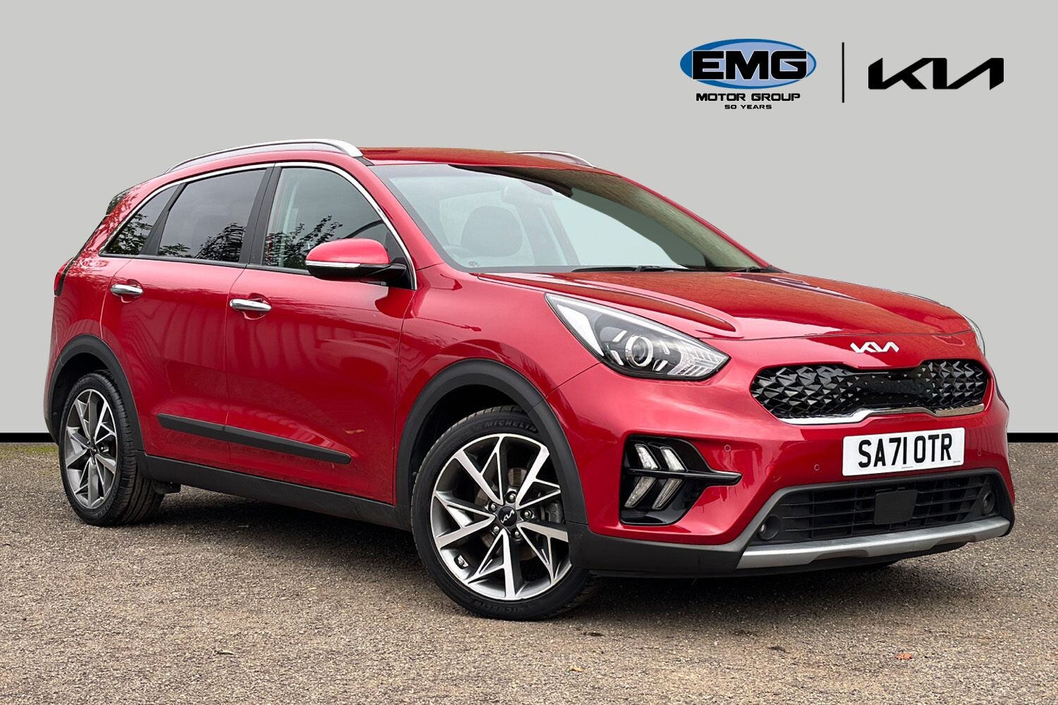 Main listing image - Kia Niro