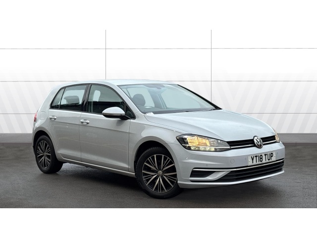 Main listing image - Volkswagen Golf