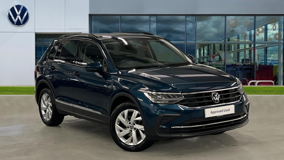 Main listing image - Volkswagen Tiguan