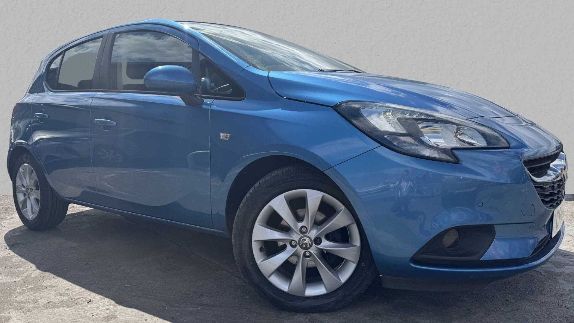 Main listing image - Vauxhall Corsa