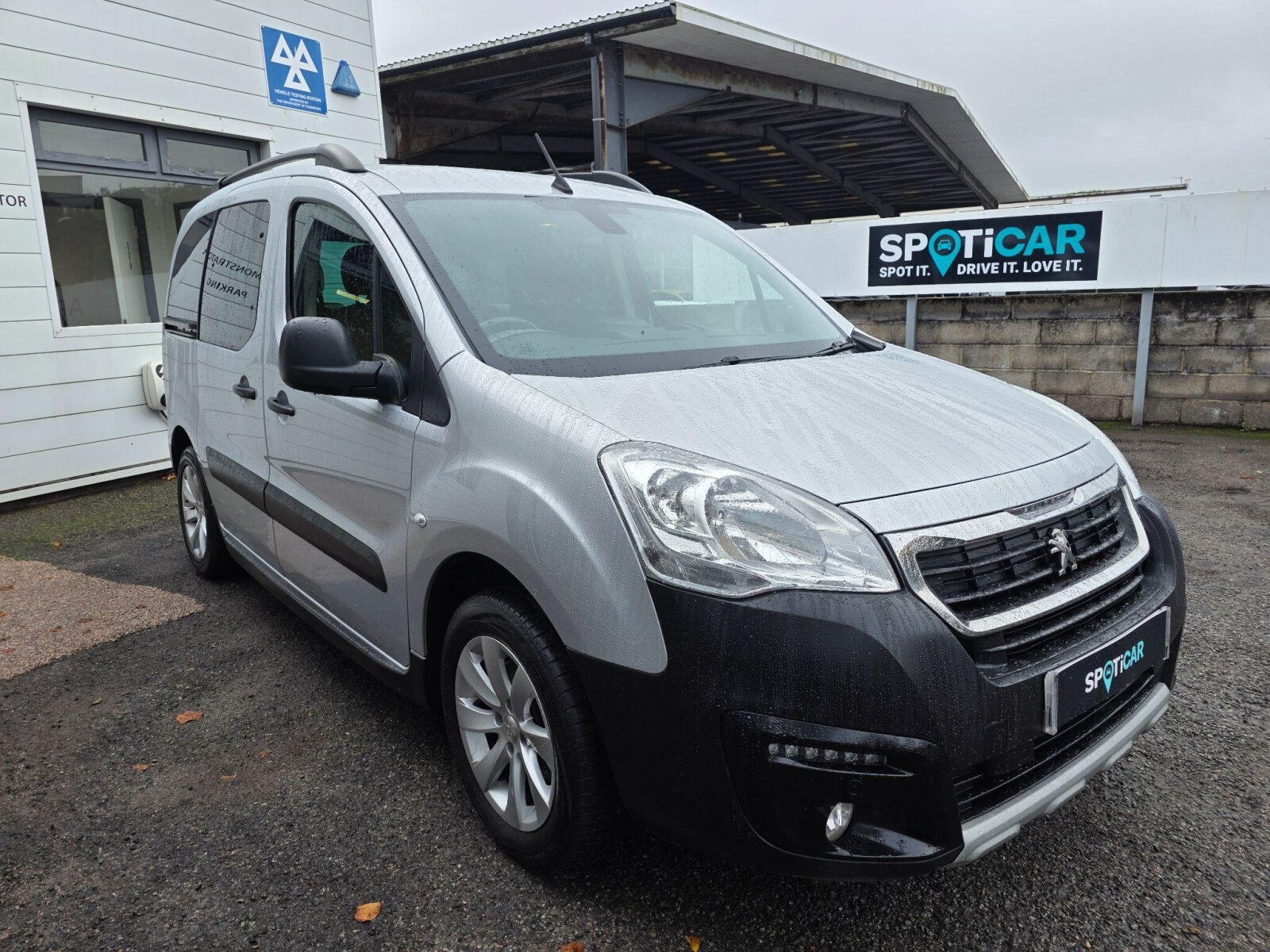Main listing image - Peugeot Partner Tepee